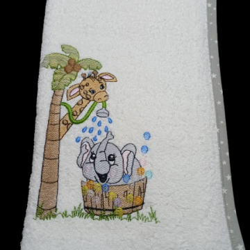 Ellie shower