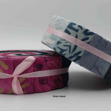 1,5" Victor Island Batik Fabric Wheels 