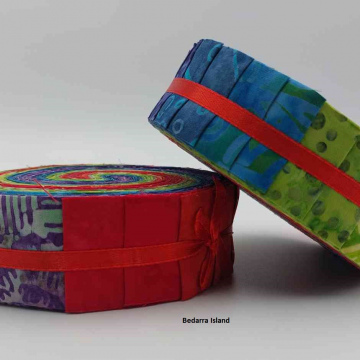 1,5" Bedarra Island Batik Fabric Wheels